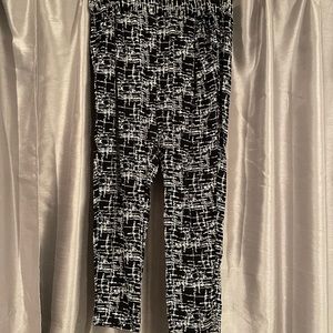 Perfect Bodysuit pants with pockets Sz L A1